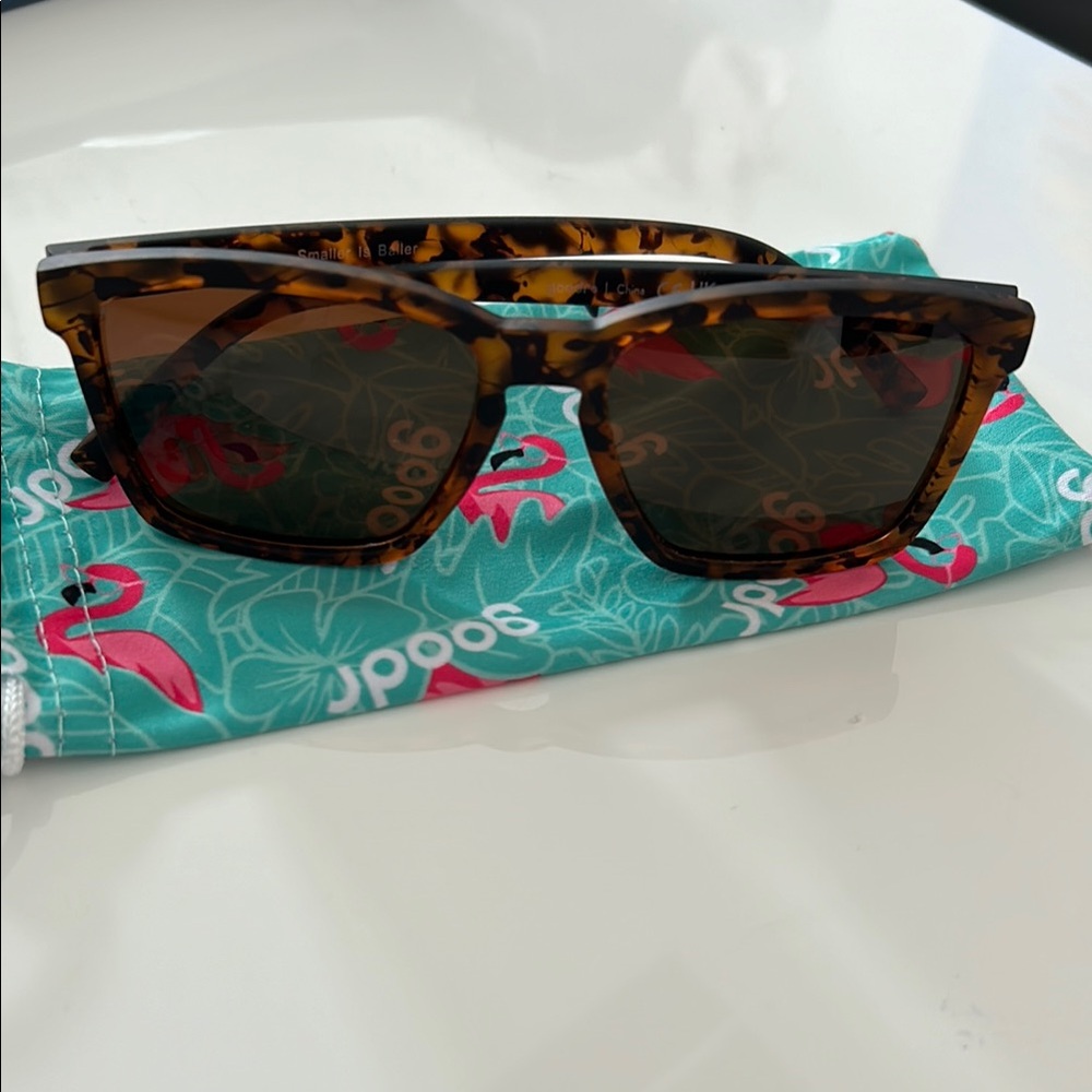 Goodr Smaller is Baller Tortoise Shell Sunglasses with Case - New!